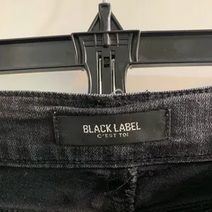 Black label jeans thumbnail 3