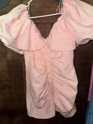 Pink dress thumbnail 1