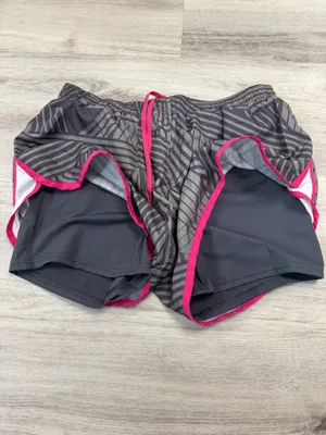 Umbro Women's Grey Geometric Running Shorts with Pink Trim thumbnail 4