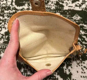 Vintage Dooney & Bourke Heart Wristlet thumbnail 3