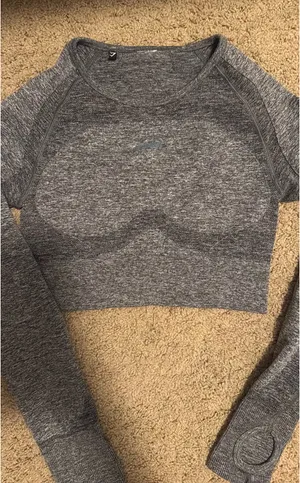 Gymshark Cropped Long Sleeve thumbnail 2