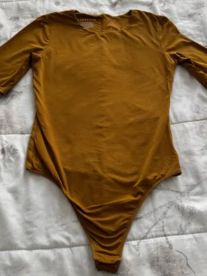 Everlane mustard tapenade Short Sleeve crewneck bodysuit, size S Supima cotton thumbnail 8
