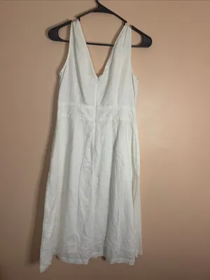 GAP White Sleeveless V-Neck Midi Dress with Front Button Placket thumbnail 5