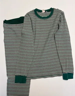 Victoria's Secret Pajama Set Women L Green Striped Thermal Lounge Sleepwear Set thumbnail 1