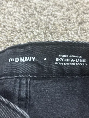 Old Navy Black High-Rise Jean Shorts thumbnail 3