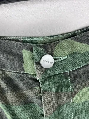 SUNDRY No. 95 Green Camo Stars Joggers Size 27 Casual Glamping Boho Hunting thumbnail 9