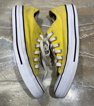 All Star Low Tops Lace Up Yellow Sneakers Women’s 8 (Please Read Description) thumbnail 2