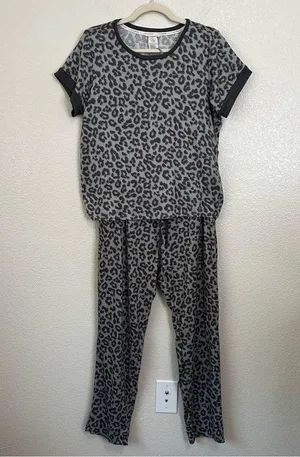 Lucky Brand Gray and Black Leopard Very Sofy Pajama Set, Sz Medium thumbnail 1