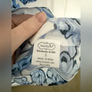 NWT Mud Pie Anderson Top Cotton Boxy Blouse Blue White Floral Size Small thumbnail 10