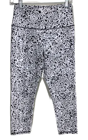 Balance Collection Leggings Womens Medium White Black Animal Print HighRise Crop thumbnail 1