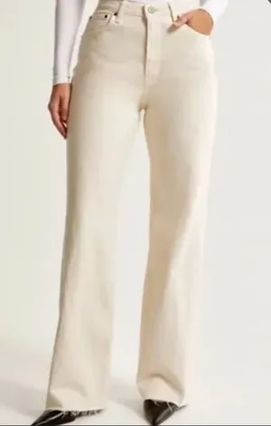 Abercrombie 90s Straight Ultra High-Rise Curve Love thumbnail 1