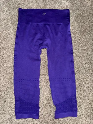 Gymshark Energy Seamless Cropped Leggings in Indigo Purple, Size Large thumbnail 4