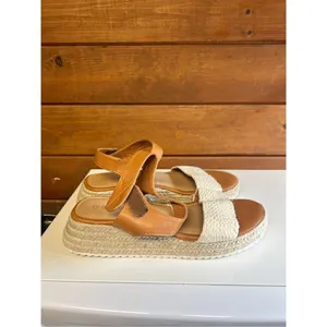 Olivia Miller Sunrise Sunday Sandals Natural color Sz 9 NWOT thumbnail 2