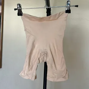 SKIMS SEAMLESS SCULPT‎ MID THIGH SHORT sand size S NWOB thumbnail 3