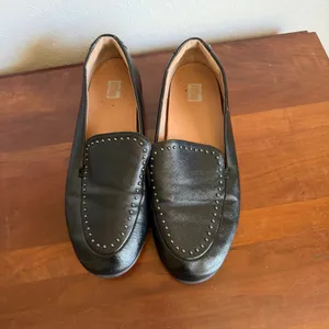 FitFlop Lena Microstud Black Leather Loafers Slip On Comfort Shoe Womens 7 thumbnail 2