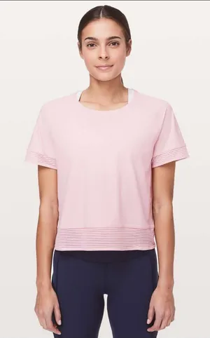 New With Tags Lululemon Stripe in Stride Short Sleeve Sz 10 thumbnail 1