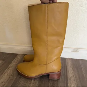 Frye Camryn tall banana boots thumbnail 10