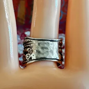 Sterling Silver Israel Wide Band Leaf Ring w/ CZ thumbnail 3