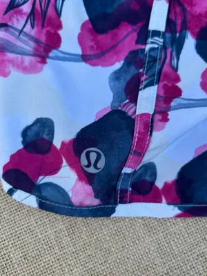 Lululemon Floral Red Burdeos Track That High Rise Running Shorts Zip Pocket Sz 8 thumbnail 4