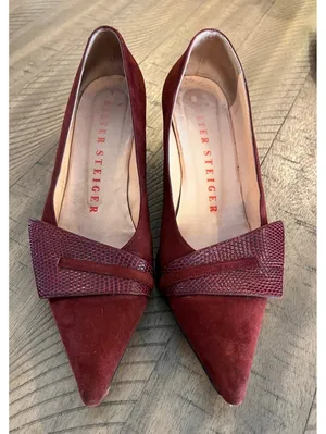 Vintage Walter Steiger Burgundy Suede Pointed Toe Pumps - Size 8 Made in Italy thumbnail 1