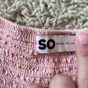 Kohl's Pink Puff Sleeve Smocked Blouse thumbnail 4