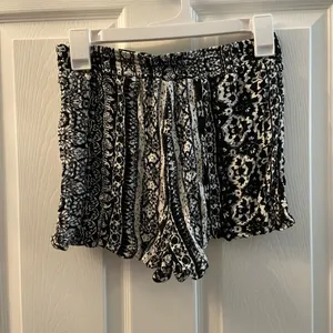 Joe B Flowy shorts thumbnail 2