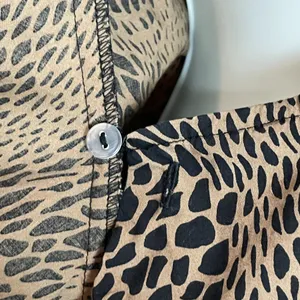 Guess Wrap Top Animal Print‎ Women Small Brown Black Leopard Sleeveless Blouse thumbnail 9