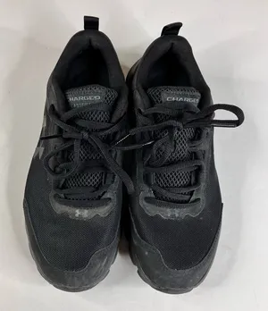 Under Armour Charged Assert sneakers all black size 8.5‎ thumbnail 1