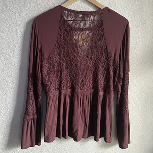 ❤️🆕American Eagle Outfitters Maroon Red Lace Peasant Blouse✨NWT✨ thumbnail 3