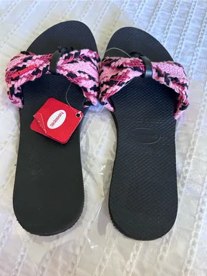Havaianas - Pink and black sandals thumbnail 4