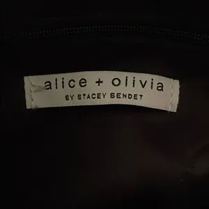 Alice + Olivia Black Fabfitfun Daisy Print Duffle Bag Weekender Travel Overnight thumbnail 2