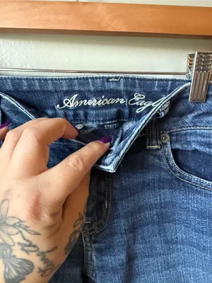 American Eagle Super Skinny Stretch Jeans – Women’s Approx. 29” Waist thumbnail 3