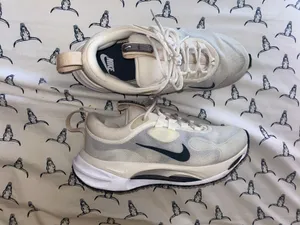 Nike Spark Tennis Shoes thumbnail 3