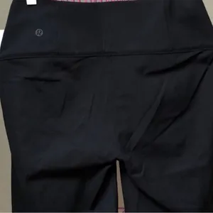 Lululemon In Power Black Shorts Size 2 thumbnail 7