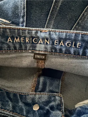 American Eagle Outfitters Distressed Blue Ripped Women’s Mom Straight Jeans thumbnail 3