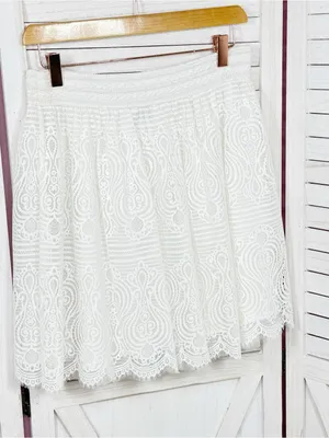 Bebe Lace Scallop Hem Mini Skirt White Medium Elastic Waist Cottagecore Layered thumbnail 9