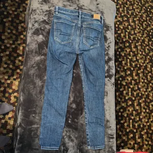 American Eagle Super High Rise Jegging Size 6 Short Next Level Stretch thumbnail 2