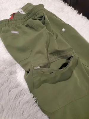 Figs Yola High-Rise Slim Scrub Pant in Green Medium Tall thumbnail 6