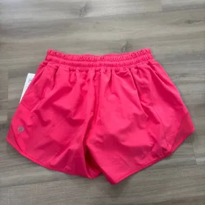 NWT Lululemon Hotty Hot Low-Rise Lined Short 4" Lip Gloss Women Size 4 thumbnail 5