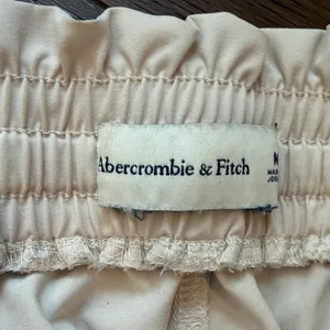 Abercrombie Cream Jogger Pants Size Medium C27-020 thumbnail 2