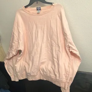FINAL MARKDOWN New York laundry drop shoulder sweatshirt large thumbnail 1