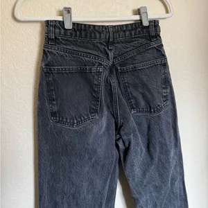 ZARA Cuffed Hem‎ Folded Over High Rise Wide Leg Jeans Sz 4 Black Distressed thumbnail 4
