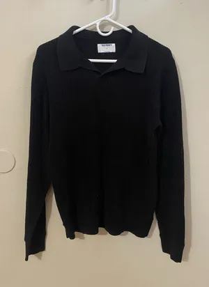 Old Navy Men’s Black Collar Sweater thumbnail 1