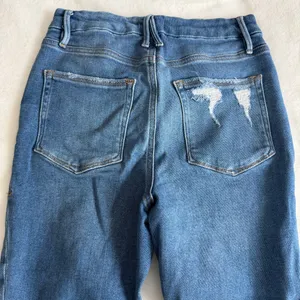 Good American Good Waist Jeans Women’s Size 8/29 thumbnail 12