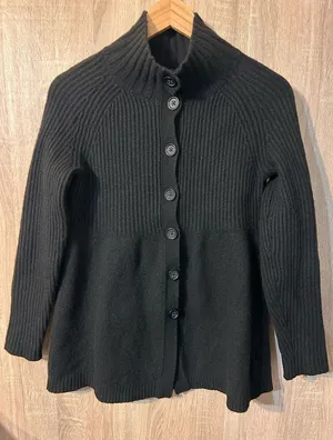 Banana Republic Black Ribbed Cardigan Size Medium Wool Cashmere Blend thumbnail 1