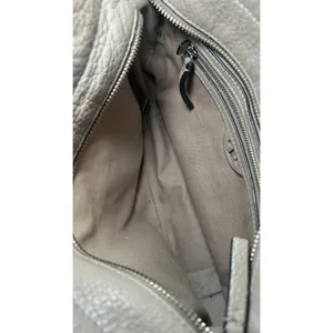 Tory‎ Burch Crossbody Bag Pebbled Leather Taupe Silver Logo Buckle Medium Greige thumbnail 7