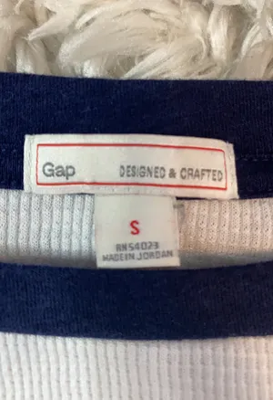 Gap Top thumbnail 3