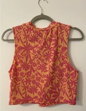 ZARA Floral Top thumbnail 2