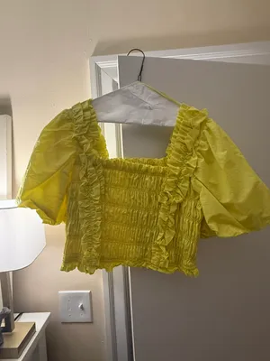 Smocked Puff Sleeve Top in Yellow thumbnail 4