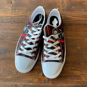 NEW Canvas Skull Low-Top Sneakers in Red & Black thumbnail 2